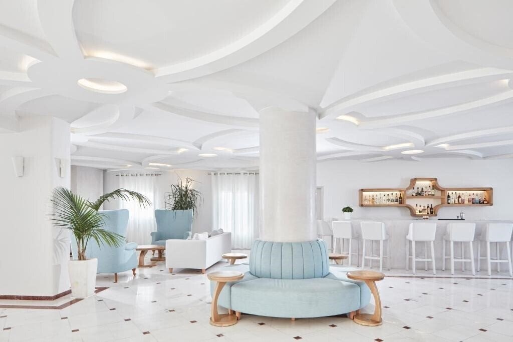 Картинка Santorini Palace 4*