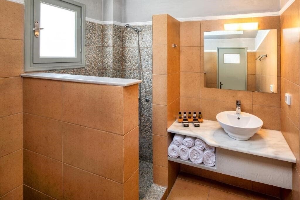 Фотографія Kalya Suites 3*
