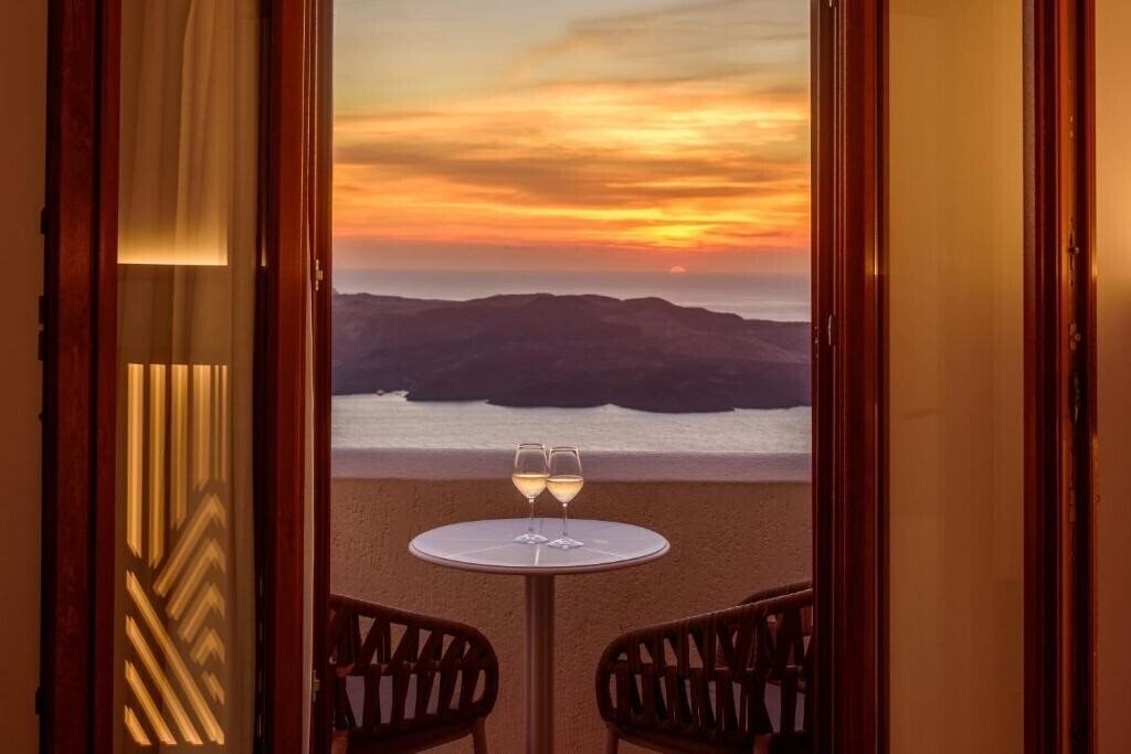Картинка Astir Thira 3*