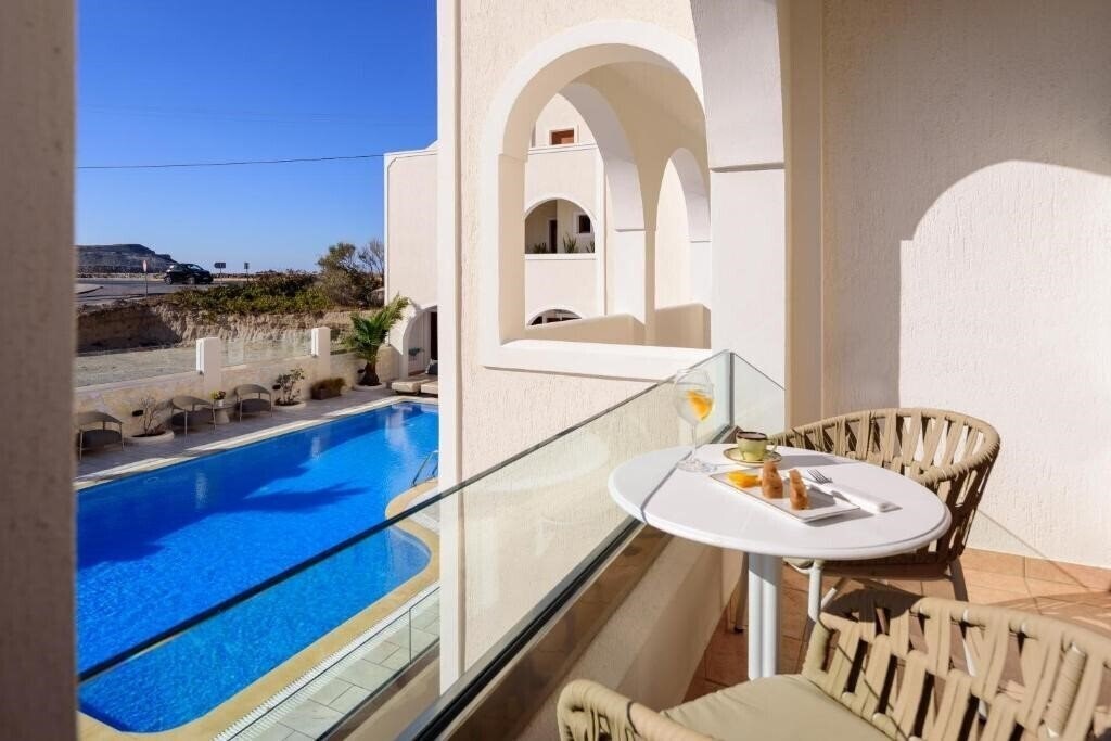 Отель Astir Thira 3*