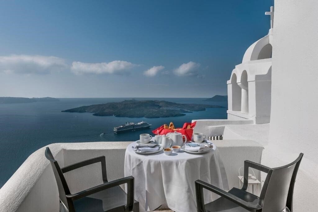 Готель Aigialos Traditional Houses 5*