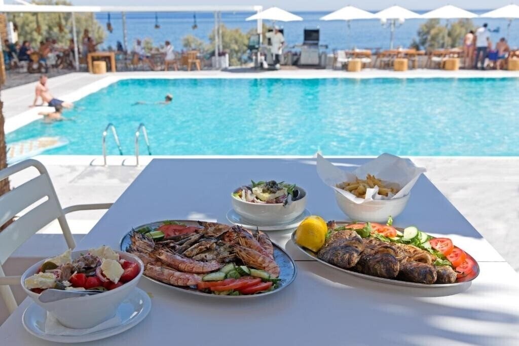 Картинка Kamari Beach 3*