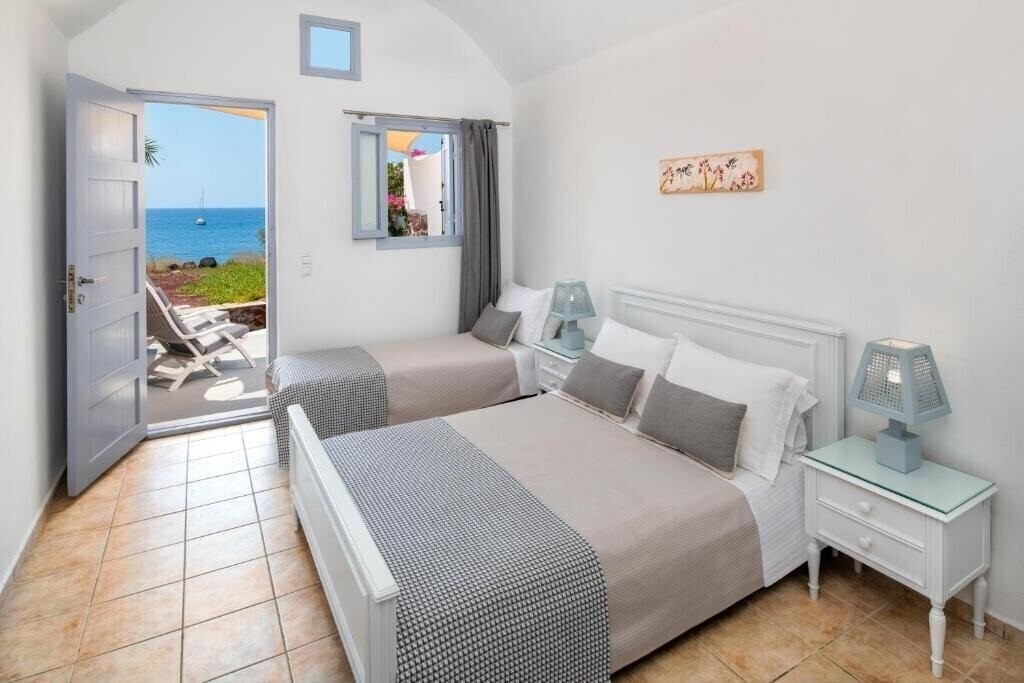 Картинка Akrotiri Hotel 2*