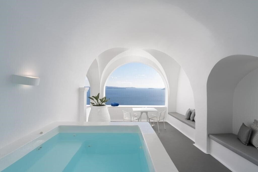 Фотографія Katikies Chromata Santorini 5*