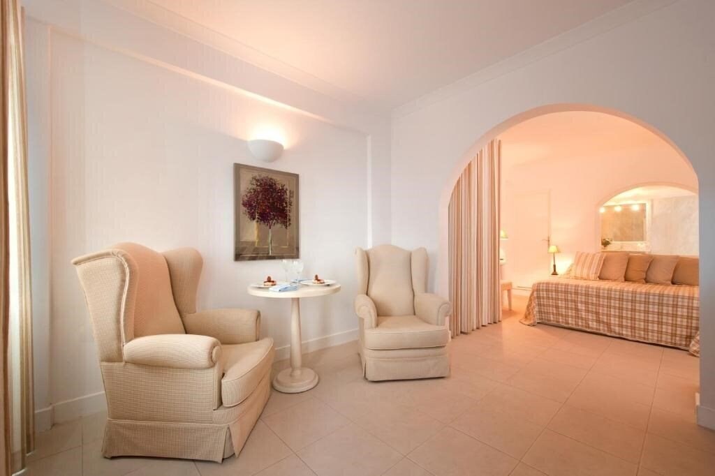 Фото Andromeda Villas 4*