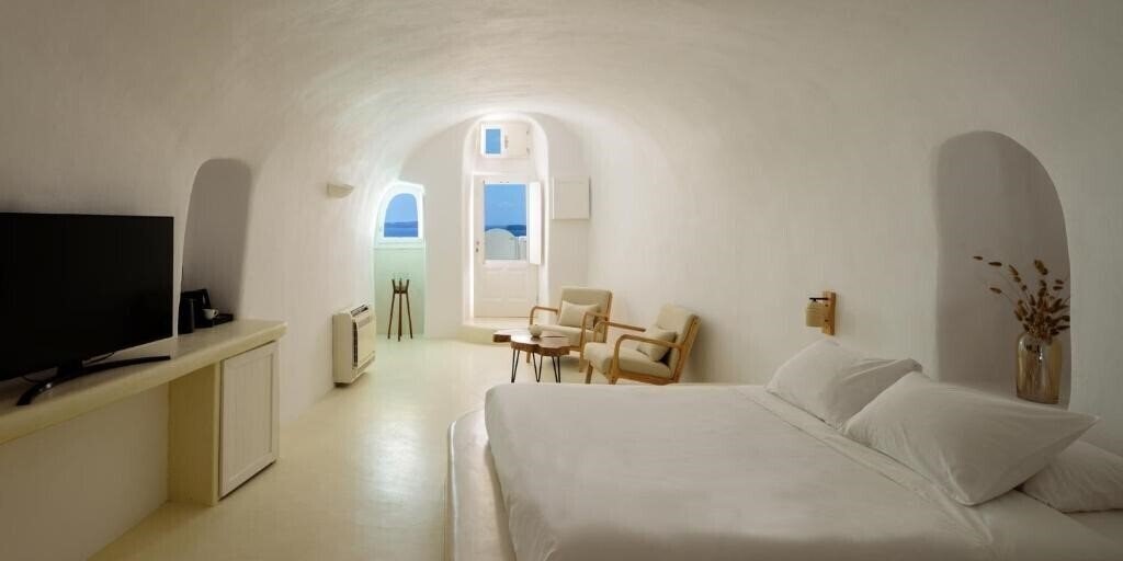 Изображение Canvas Suites 3*