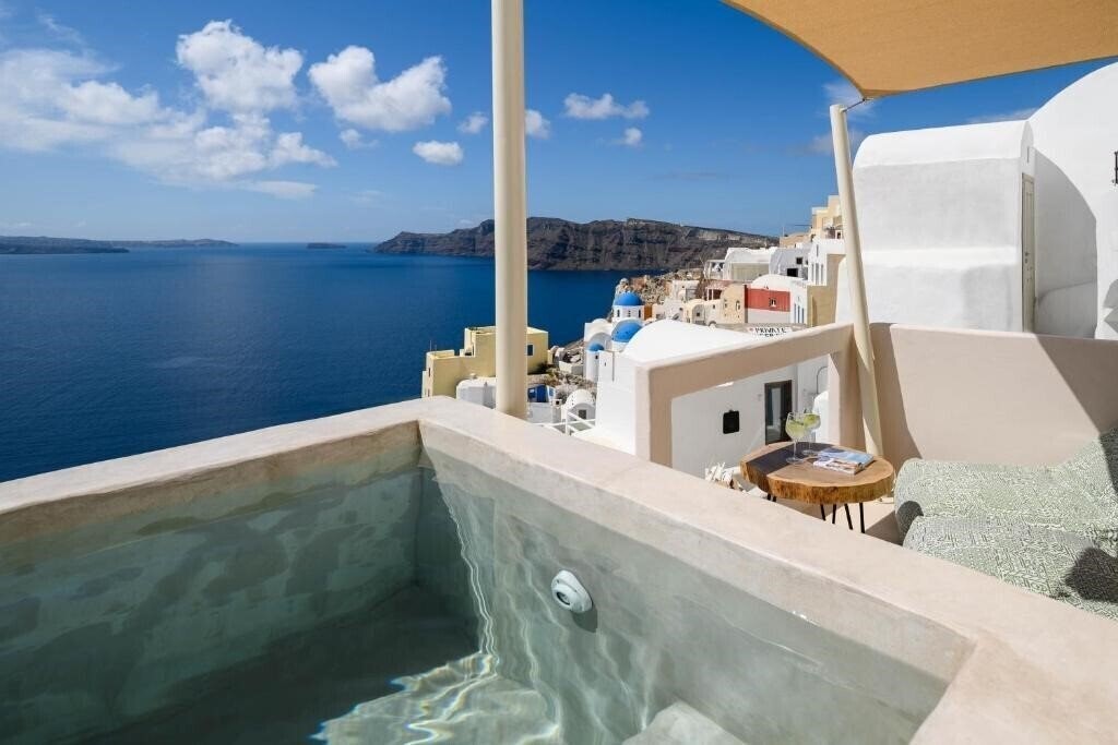 Картинка Canvas Suites 3*