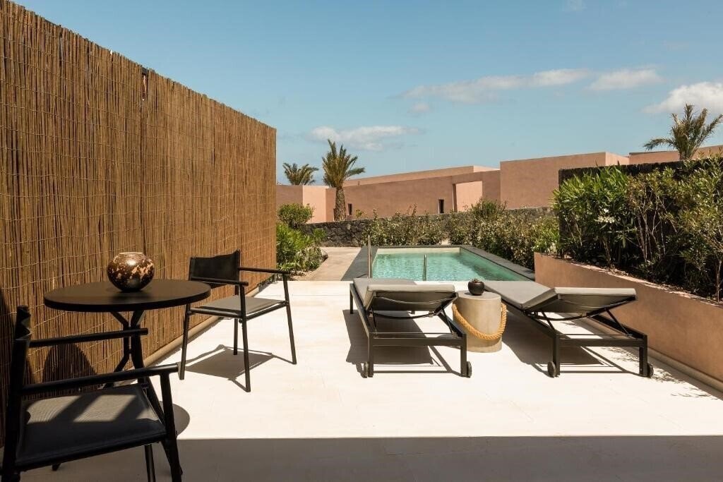 Картинка Domes Novos Santorini 5*