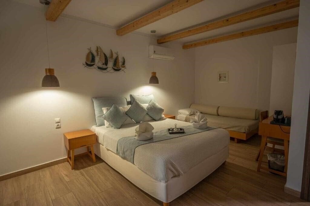 Готель Karidis 3*