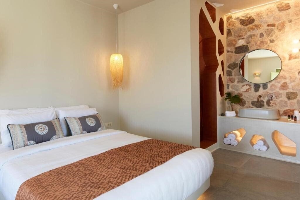Фото Aeon Suites by Mr & Mrs White 4*
