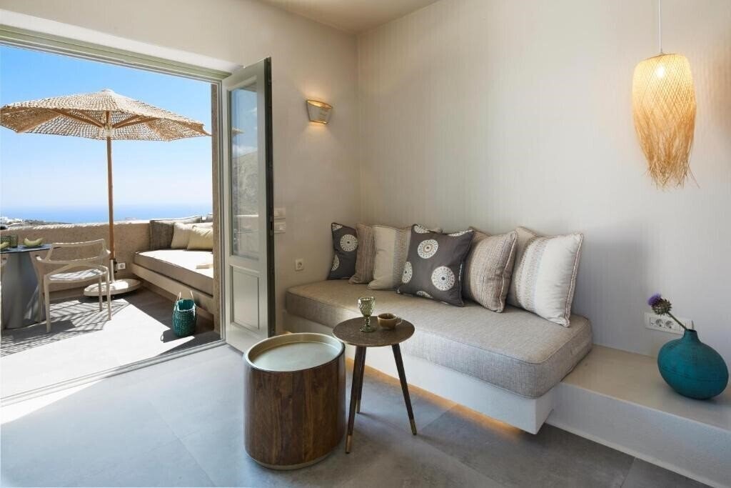 Фотография Aeon Suites by Mr & Mrs White 4*