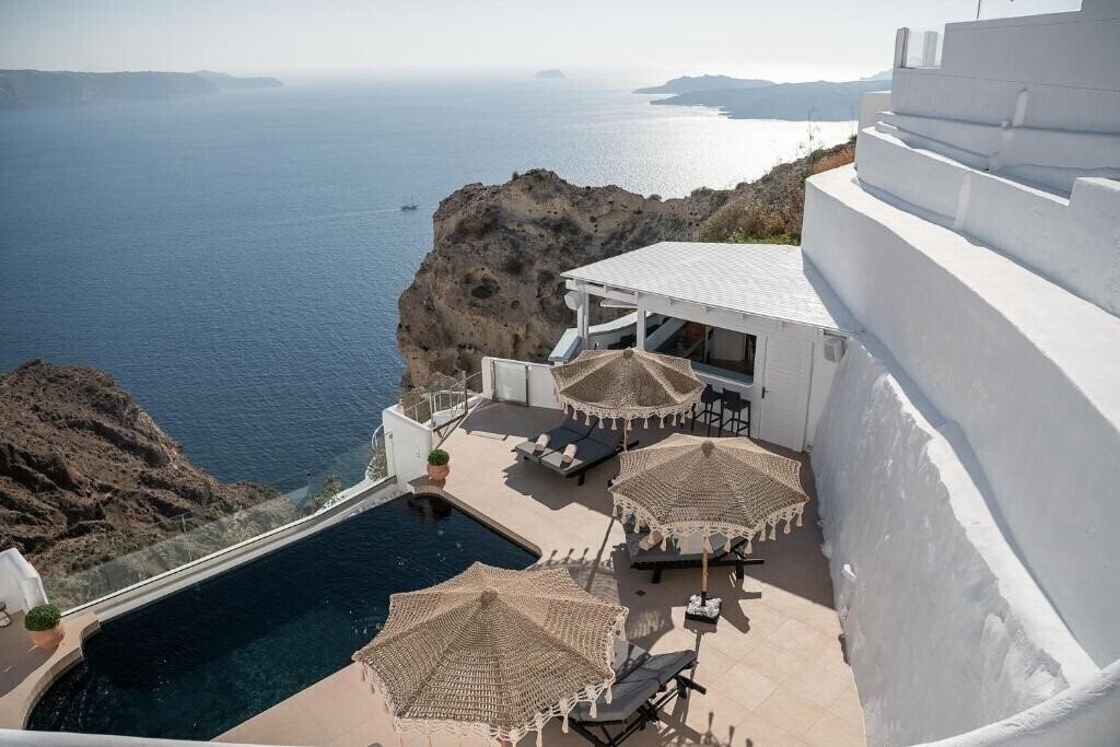 Картинка Apeiron Blue Santorini 4*