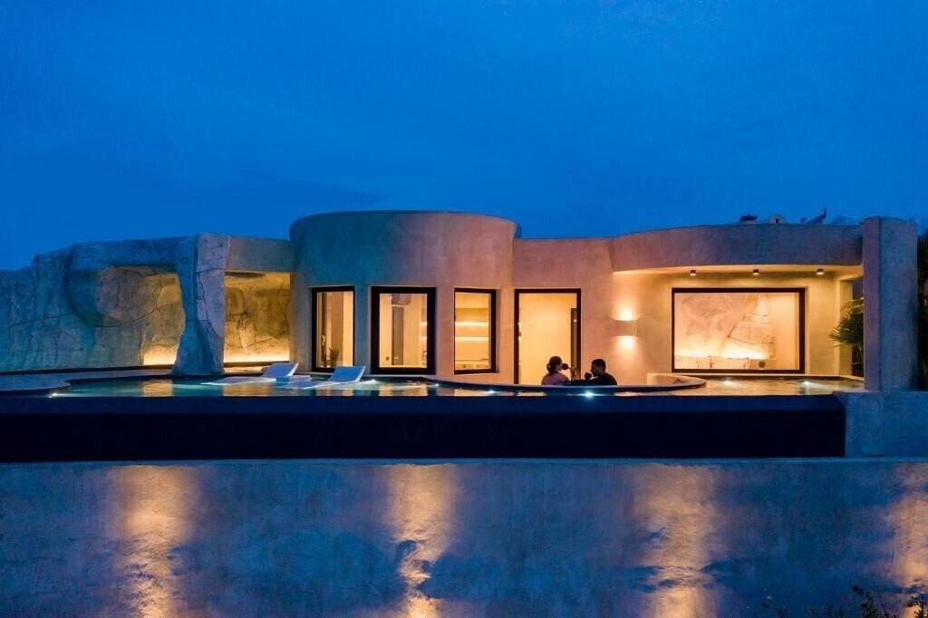 Готель Senses Luxury Villa 4*