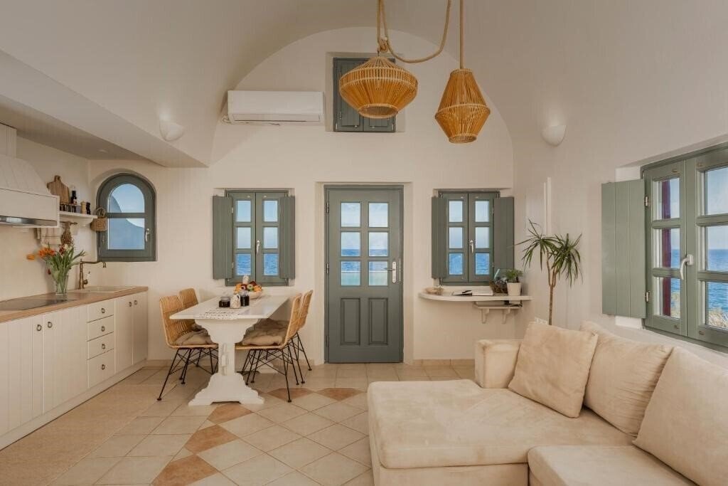 Картинка Michelangelo Beach Villa 4*