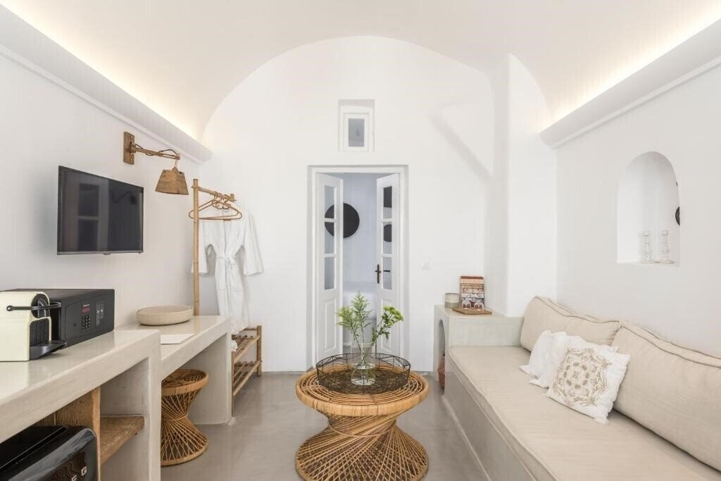 Изображение Cocoon Suites 4*