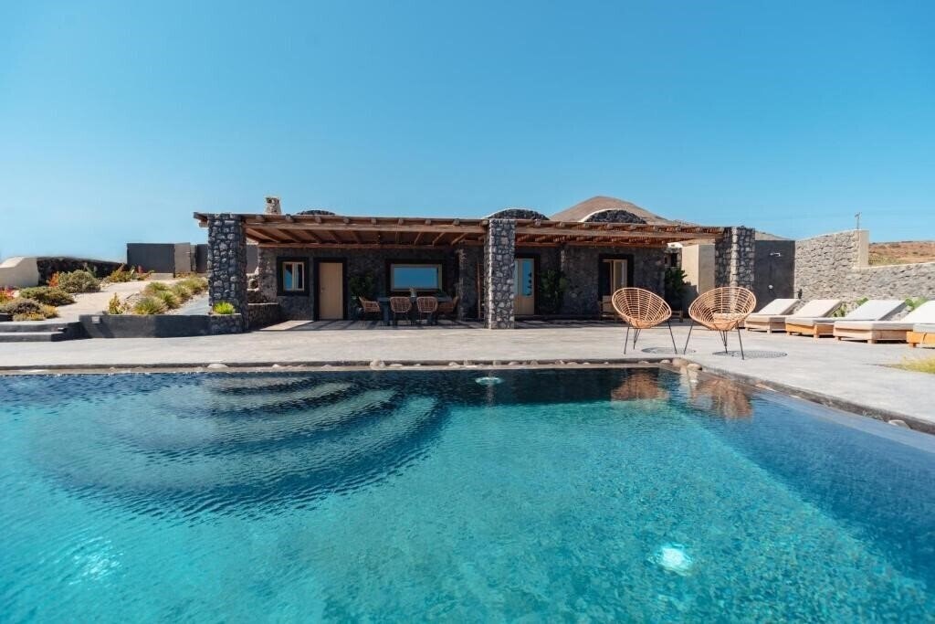 Изображение Colombos Beachfront 4*