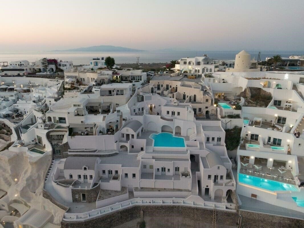 Отель Magnifique Suites 4*
