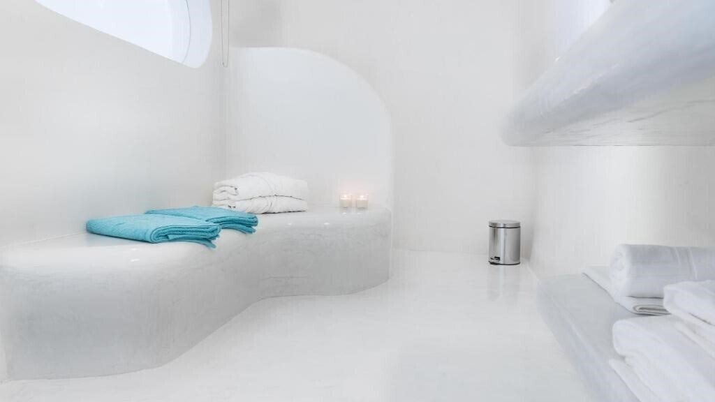 Картинка Maregio Suites 4*