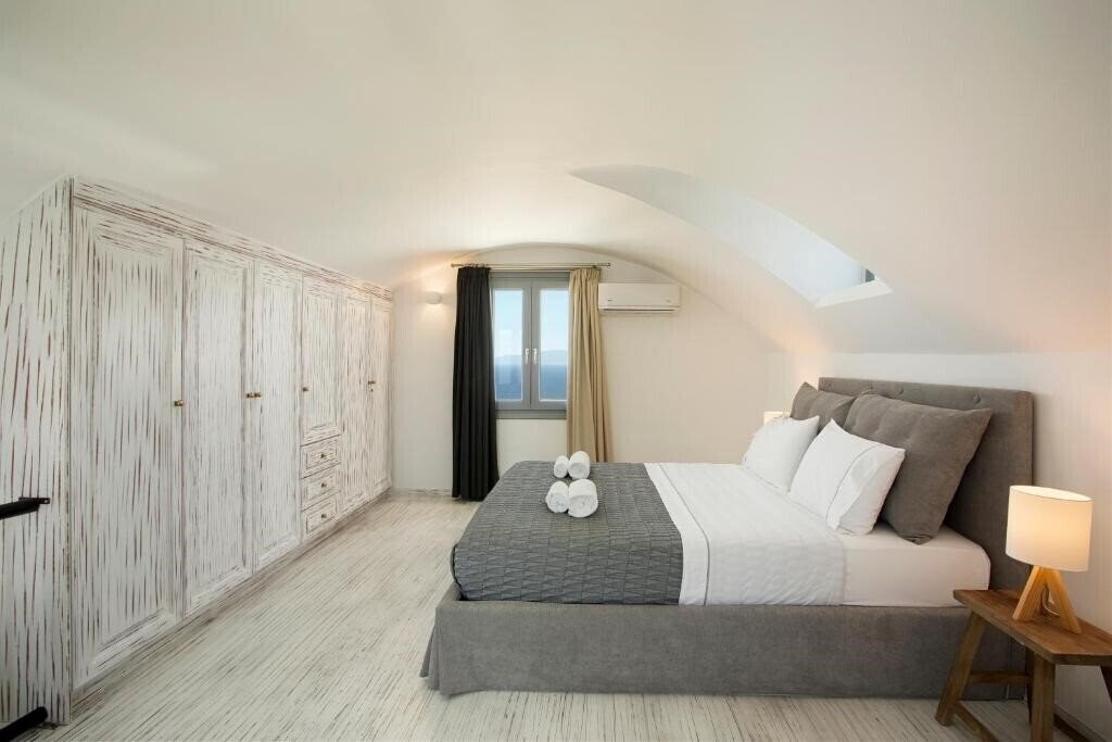 Фотографія Oia Captains Villa 4*