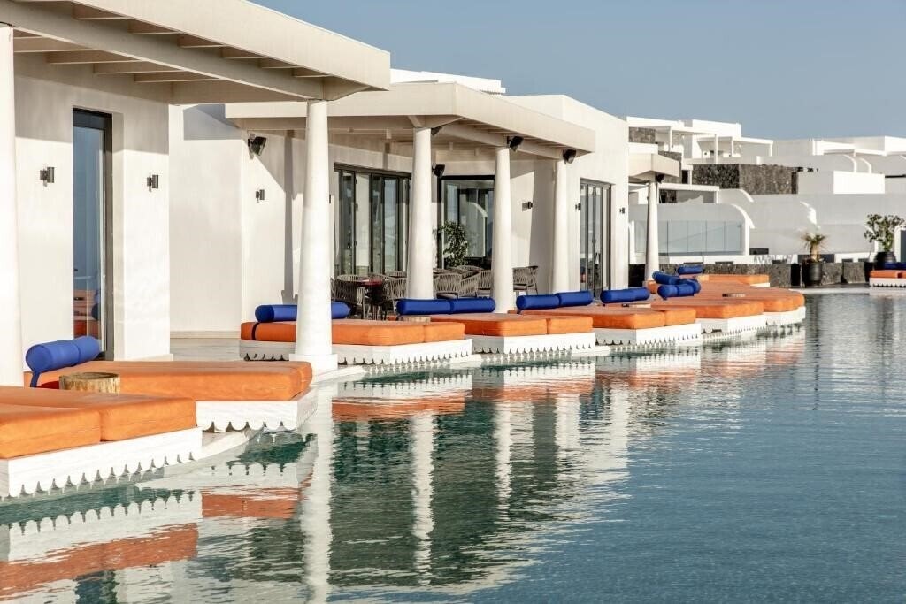 Изображение Cresanto Luxury Suites 5*
