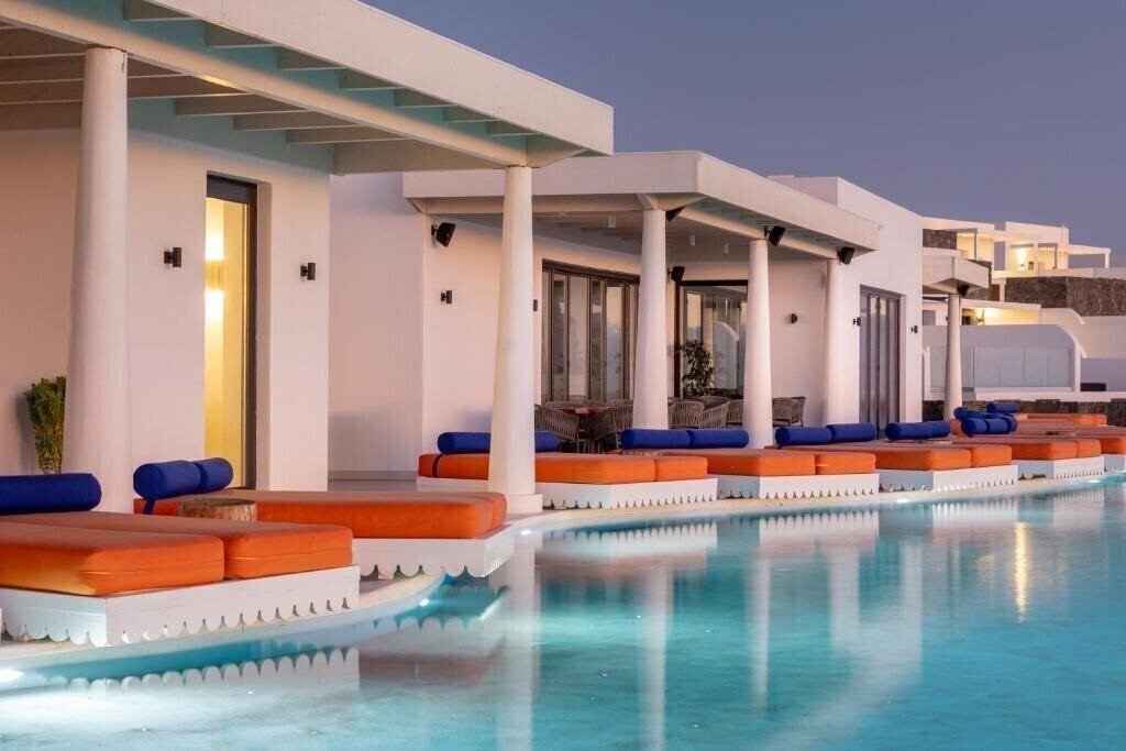 Картинка Cresanto Luxury Suites 5*