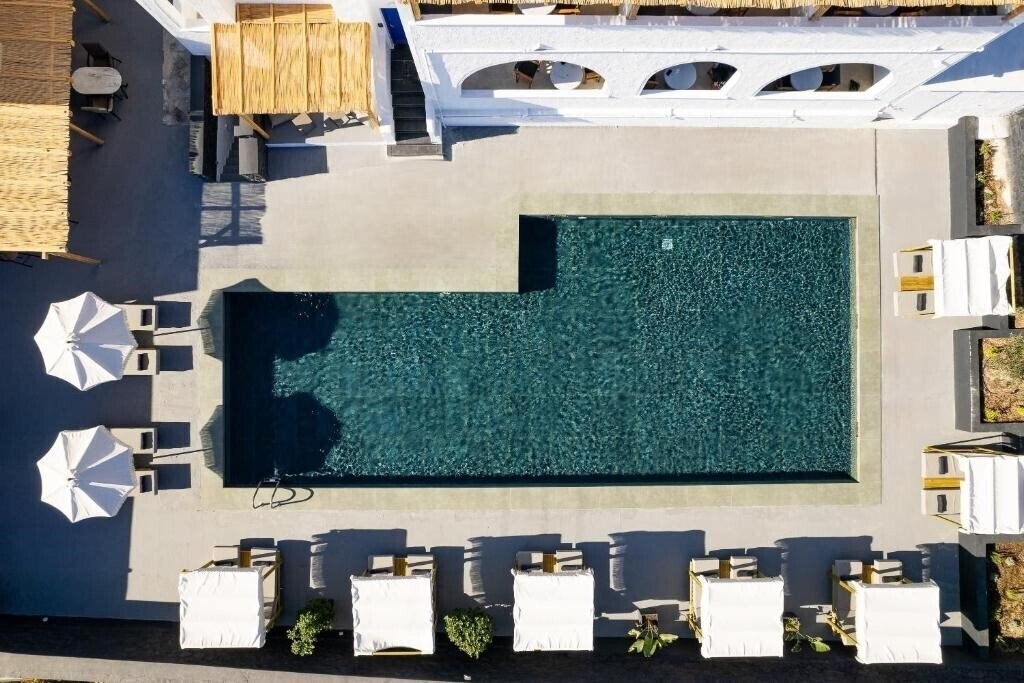 Готель The Noverian Bios Santorini Hotel 5*