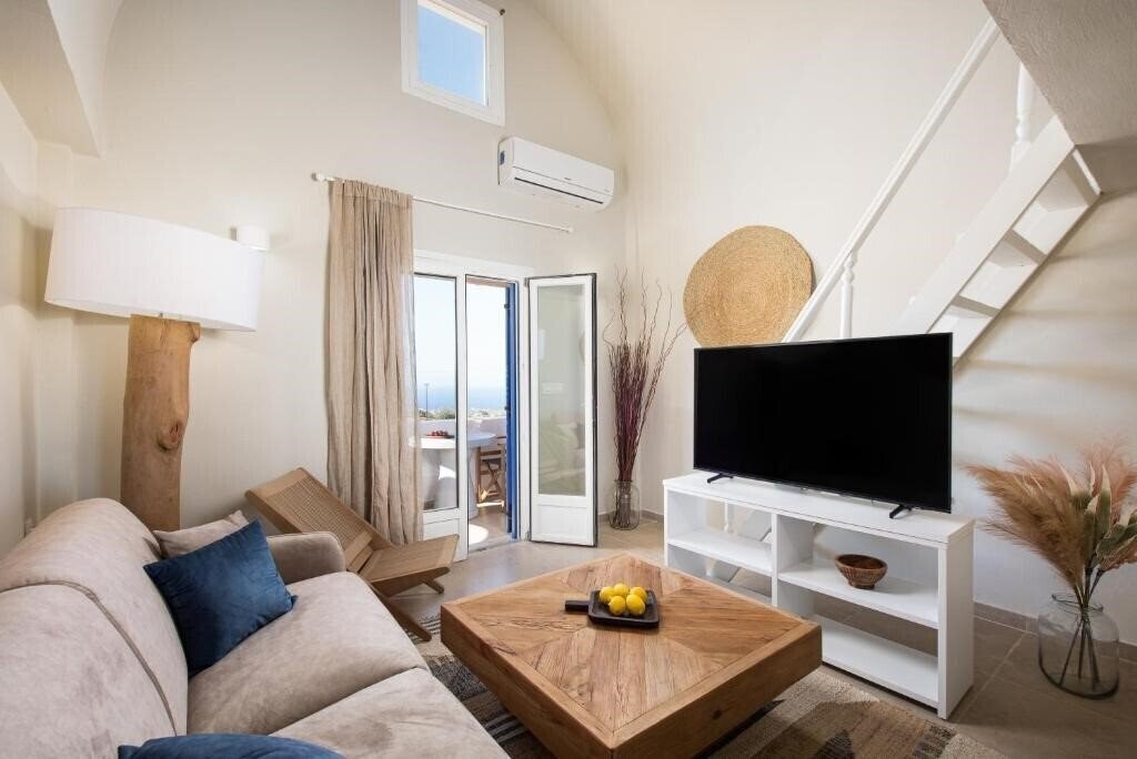 Зображення The Noverian Bios Santorini Hotel 5*