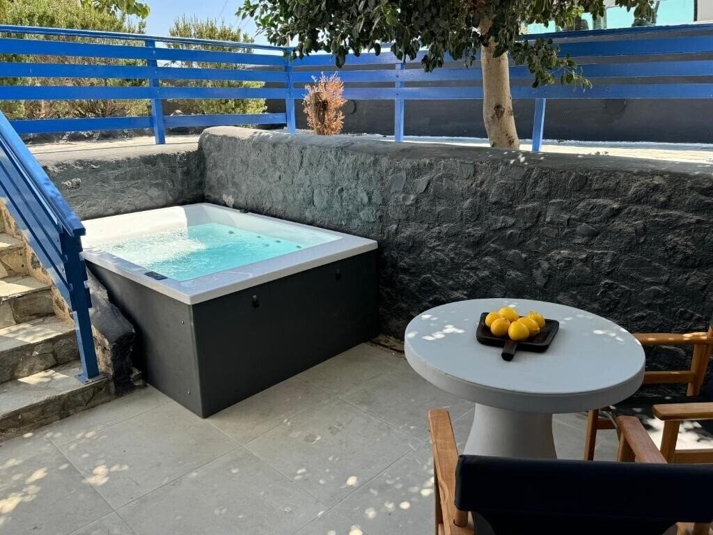 Картинка The Noverian Bios Santorini Hotel 5*