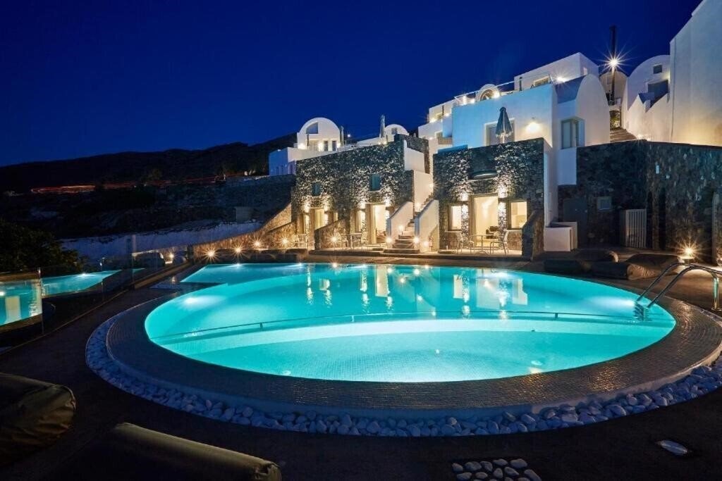 Готель Anchor Suites 4*