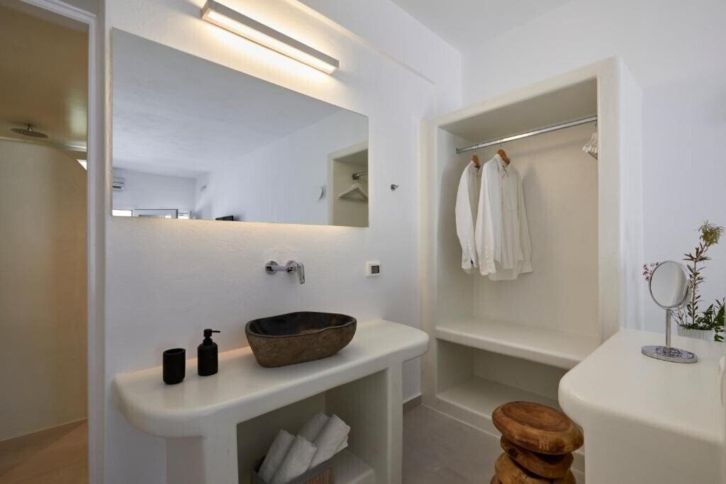 Фотографія Anchor Suites 4*