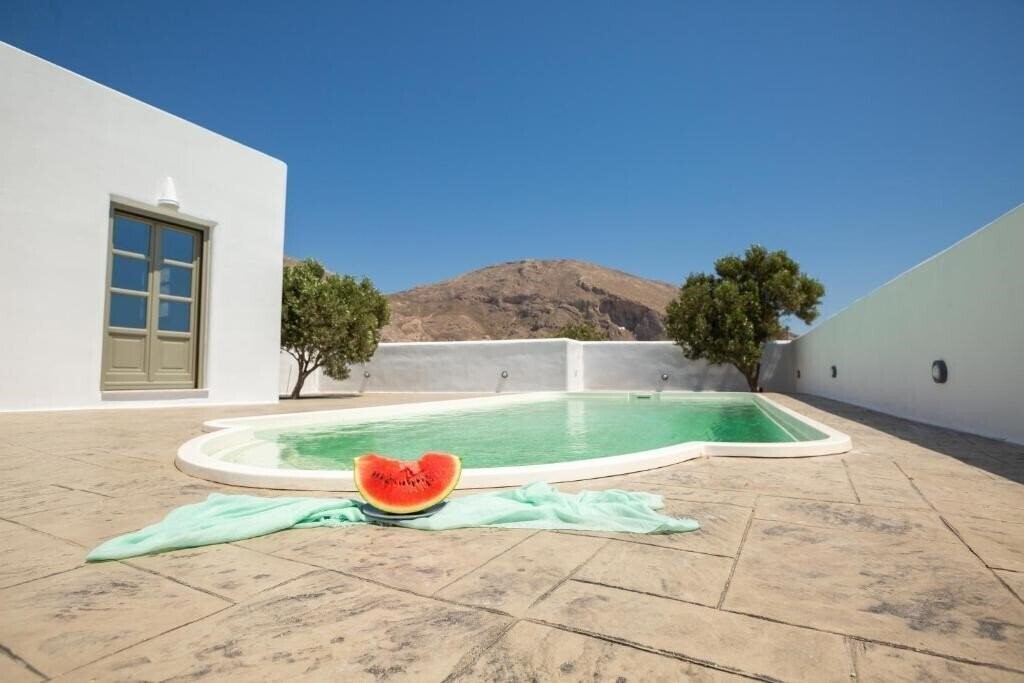 Фотография Elixirium Villa 4*
