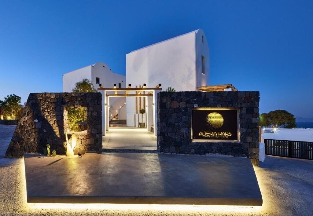 Фотографія Altera Pars Suites Santorini 5*
