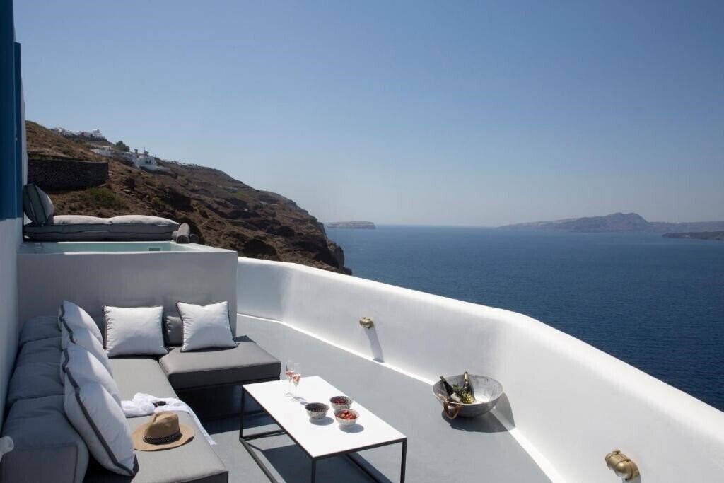 Отель Akrotiri Cove Santorini 5*