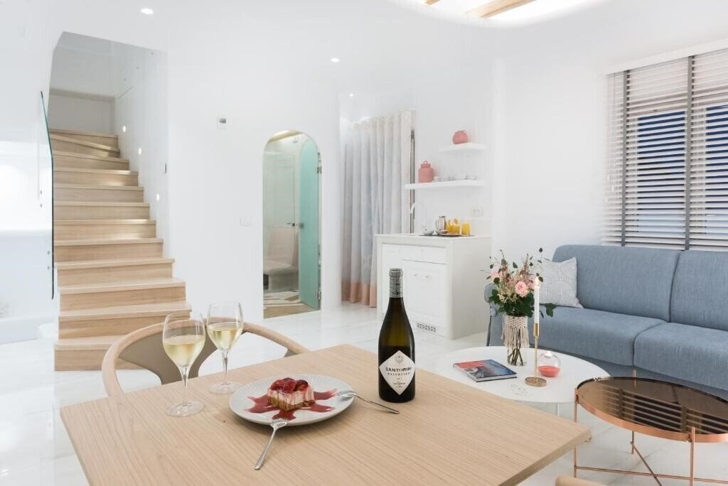 Картинка Emfasis Villa Santorini 5*