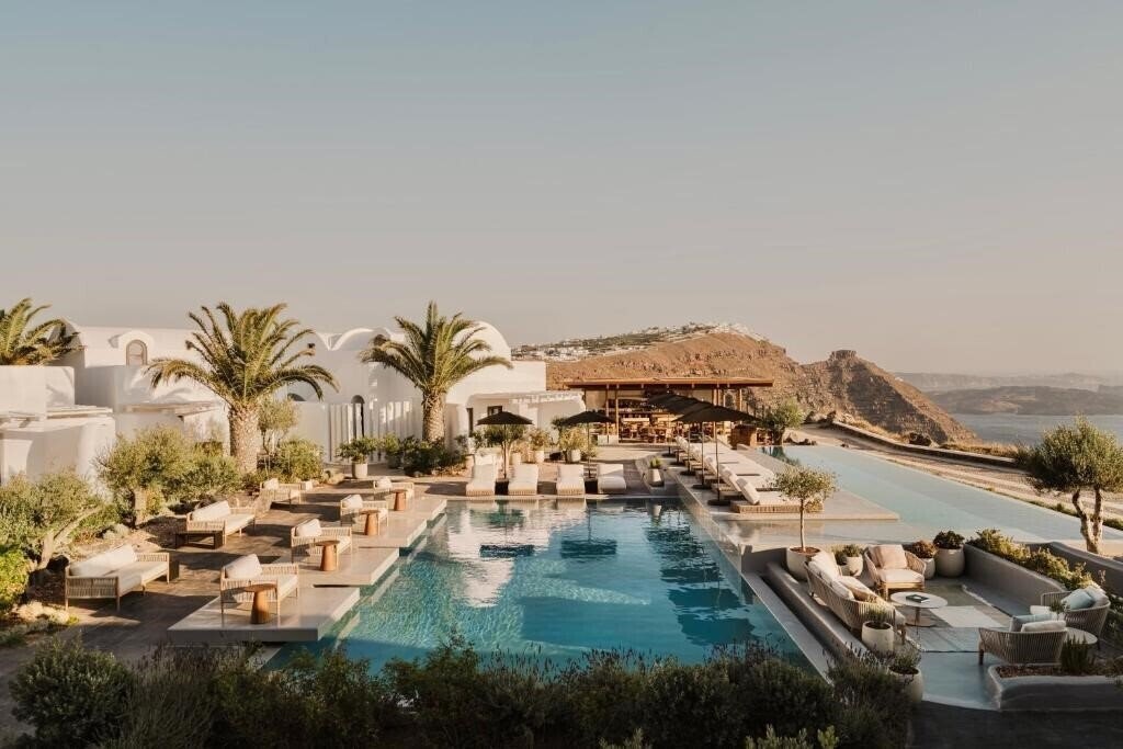 Отель Nobu Hotel Santorini 5*