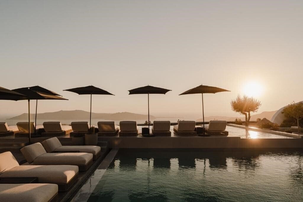 Фото Nobu Hotel Santorini 5*