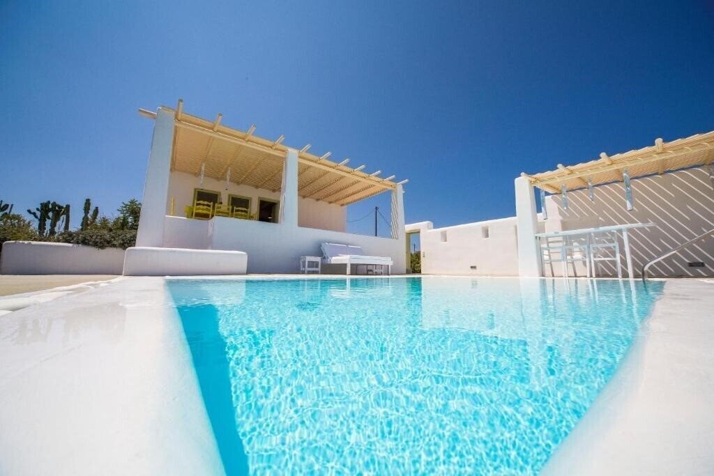 Готель Villa Agrikoia Santorini 5*