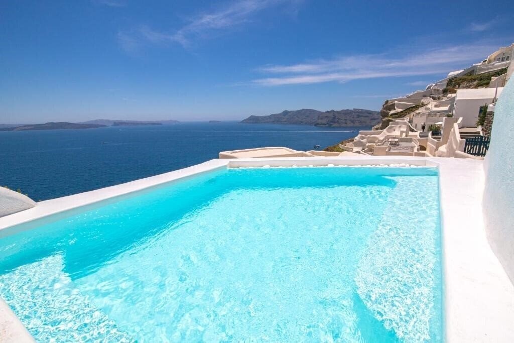 Фотография Alexander'S Suites Santorini 4*