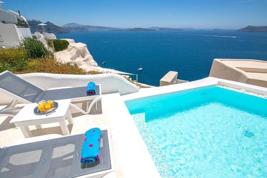 Картинка Alexander'S Suites Santorini 4*