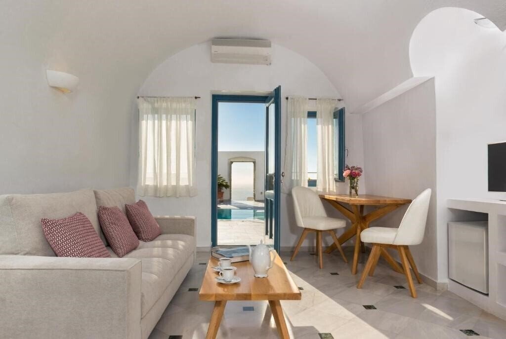 Фото Anteliz Suites 4*