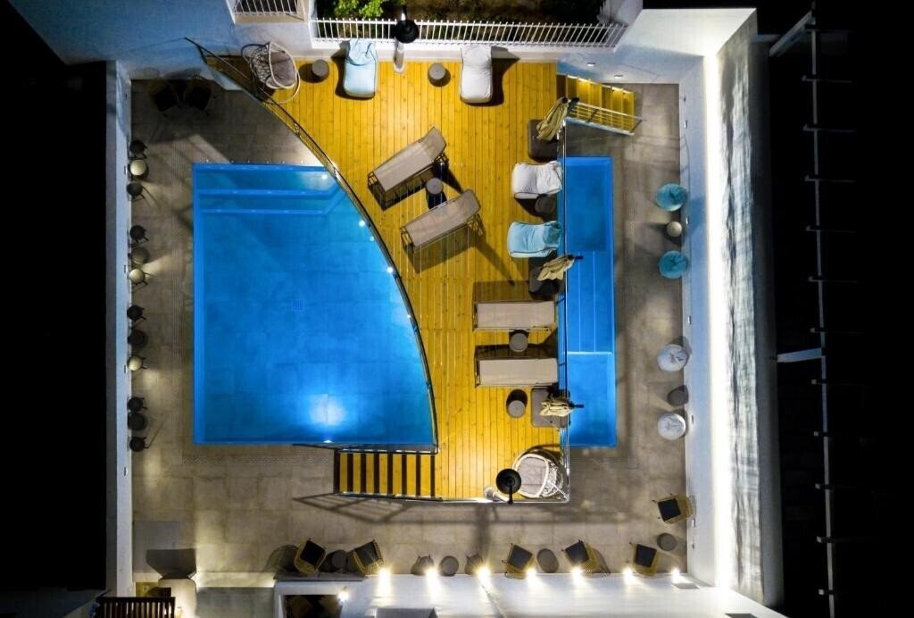 Фото Deluxe Rest Boutique 4*