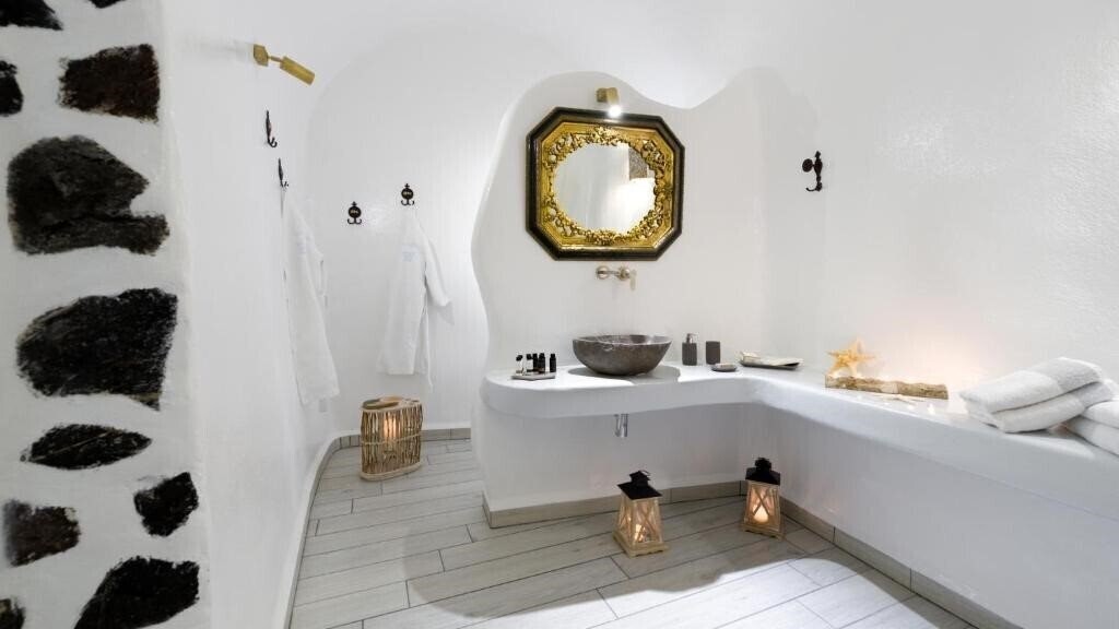 Фото Fira Deep Blue Suite 4*
