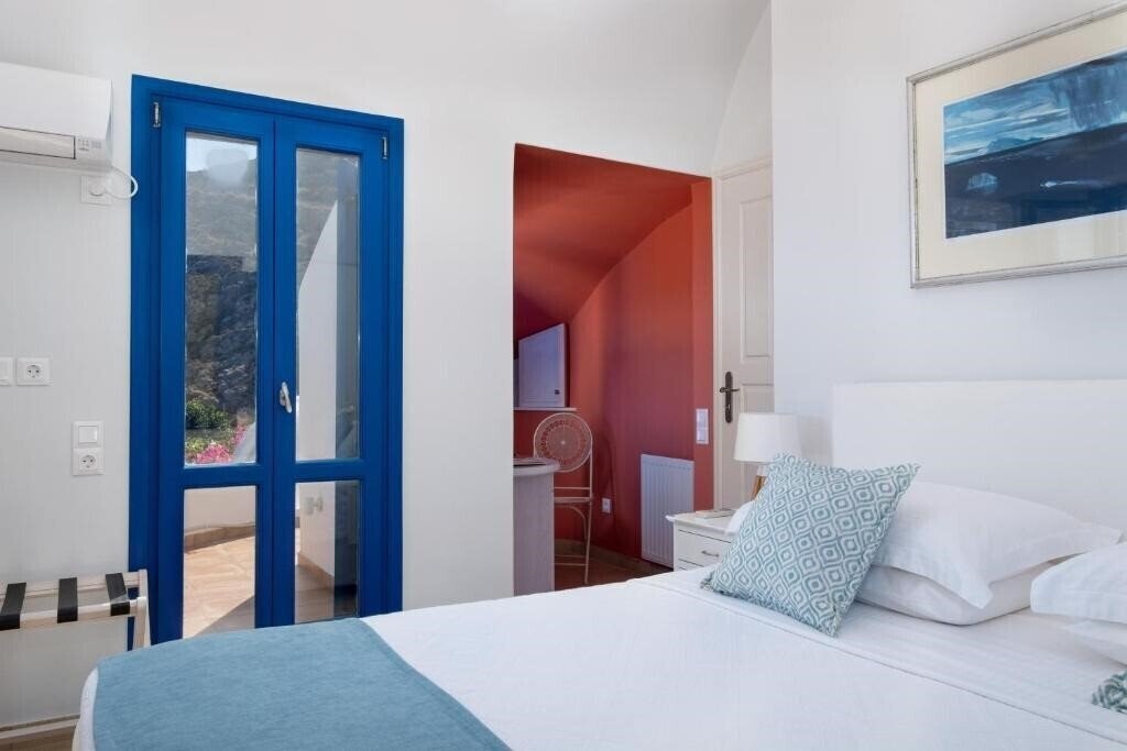 Фото Santorini Mystique Garden Villa 4*