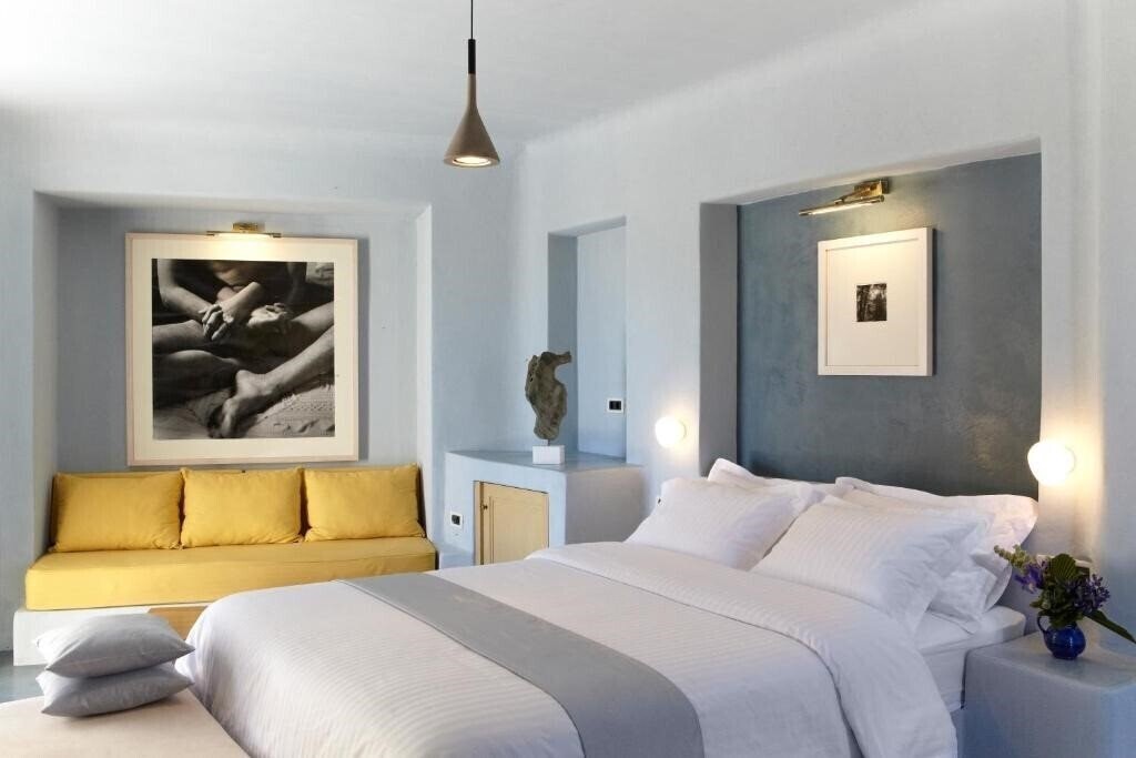 Фото Voreina Gallery Suites 4*