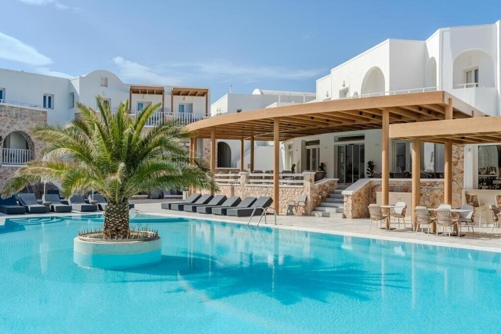 Готель Aegean Plaza 4*