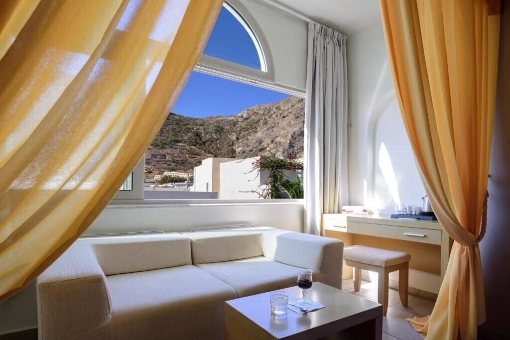 Готель Afroditi Venus Beach Hotel & SPA 4*