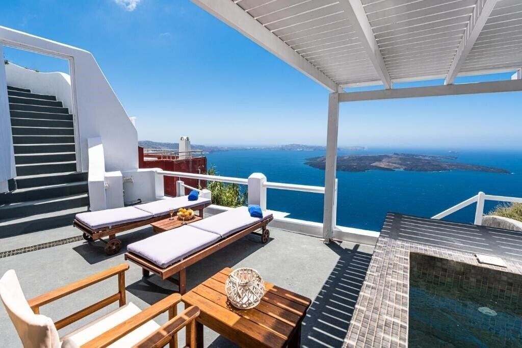 Готель Iatis View Collection 4*