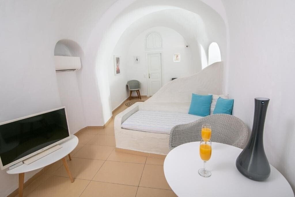 Фотография Vogue Suites 4+* 4*