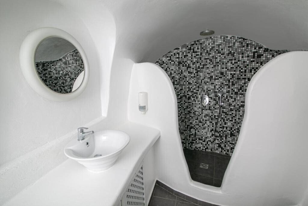Изображение Vogue Suites 4+* 4*