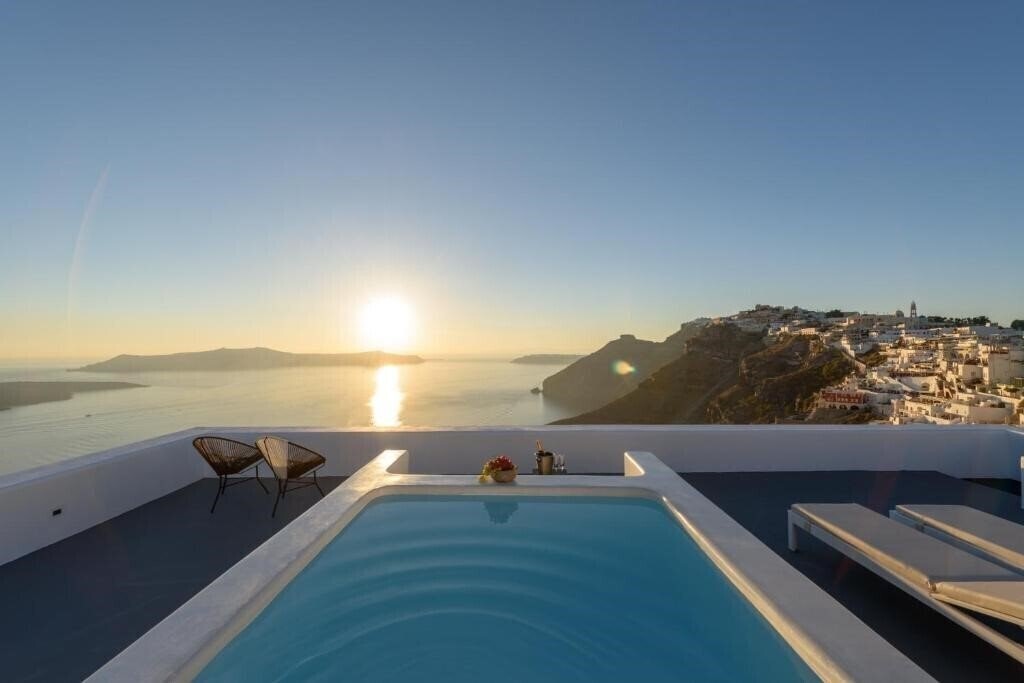 Готель Aria Suites 4*